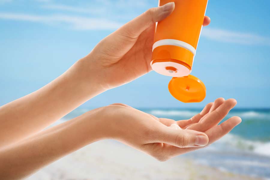 Sonnencreme für den Strand (de.depositphotos.com)